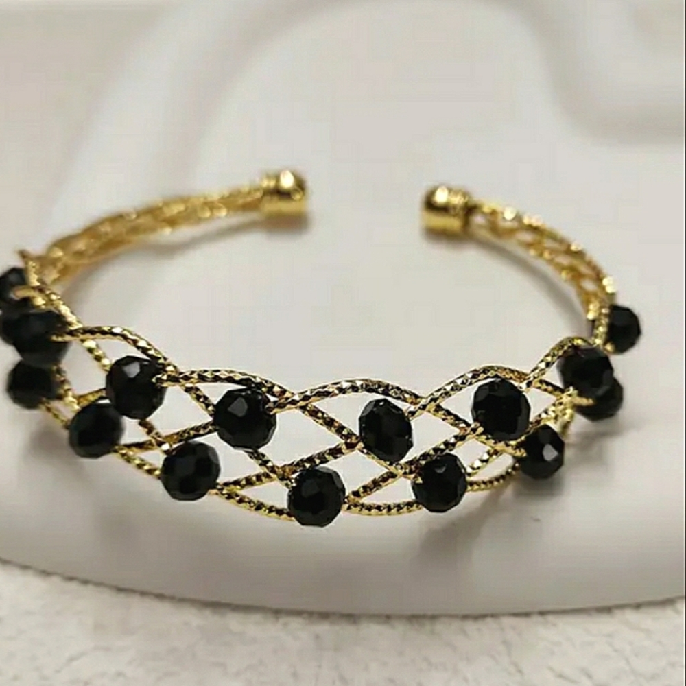 Elegant Black Glass Crystal Bead Bangle Bracelet, 18K Goldplated, NWT
